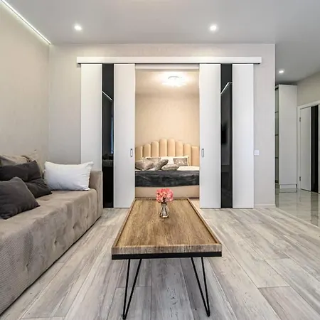 Комфортные Апартаменты 36 Жемчужина Odesa Exterior photo