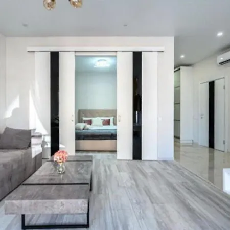Комфортные Апартаменты 36 Жемчужина Odesa Exterior photo